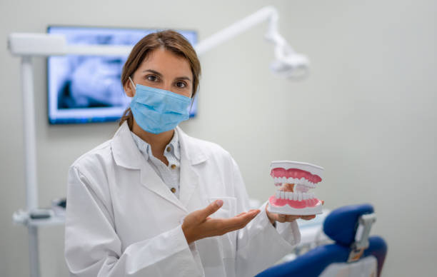 Best Emergency Denture Repair in Falmouth Foreside, ME